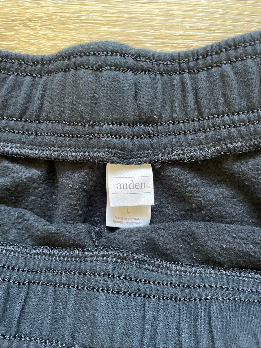 Auden Women’s Fleece Shorts Black Midweight with Pockets Drawstring Waist - Picture 2 of 3